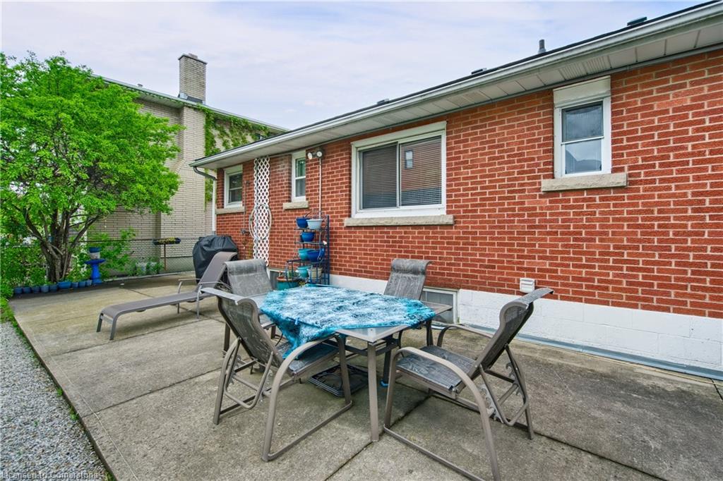 271 Margaret Avenue Property Photo 33