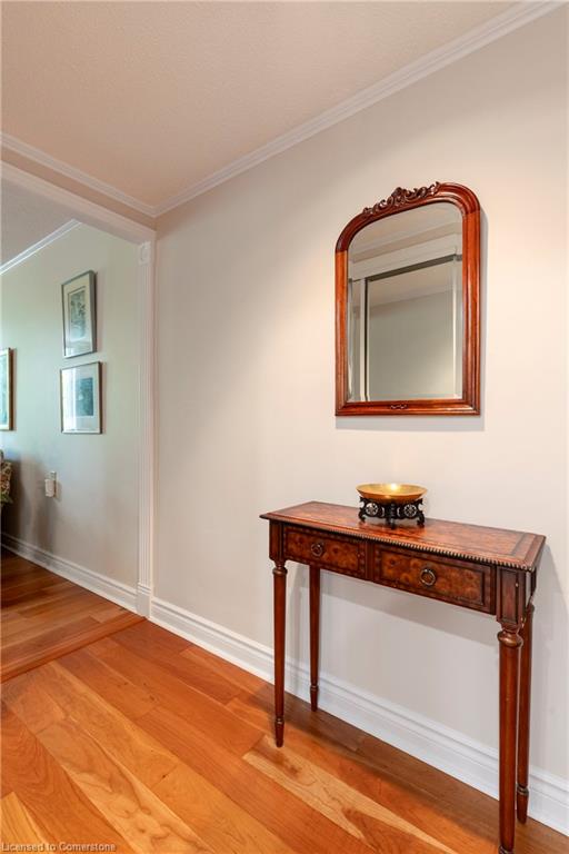 220-150 Wilson Street W Property Photo 5
