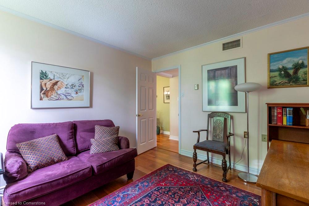220-150 Wilson Street W Property Photo 21