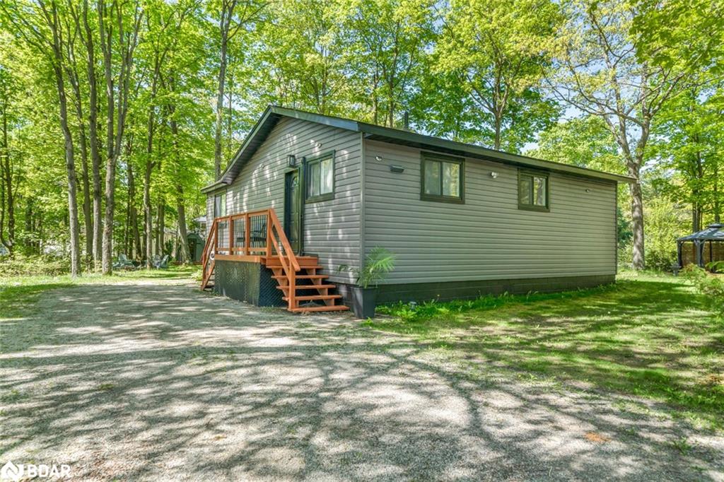 9 Tall Pines Drive Property Photo 1