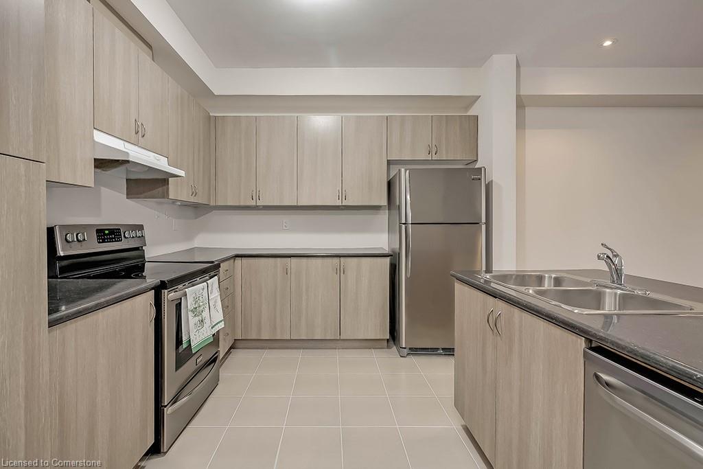 8 Hiscott Drive Property Photo 8