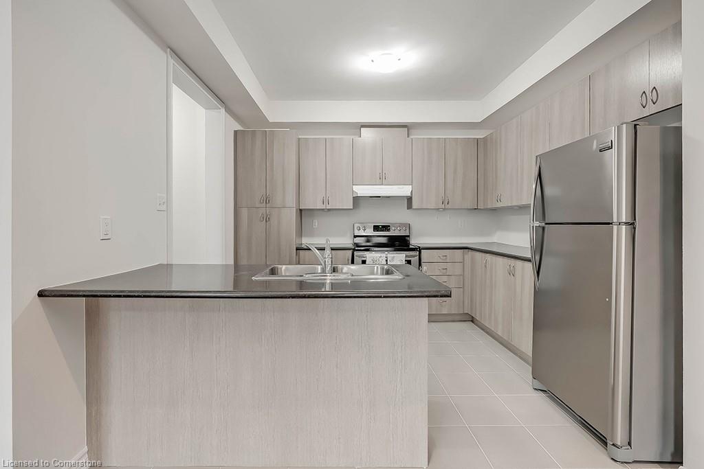 8 Hiscott Drive Property Photo 12