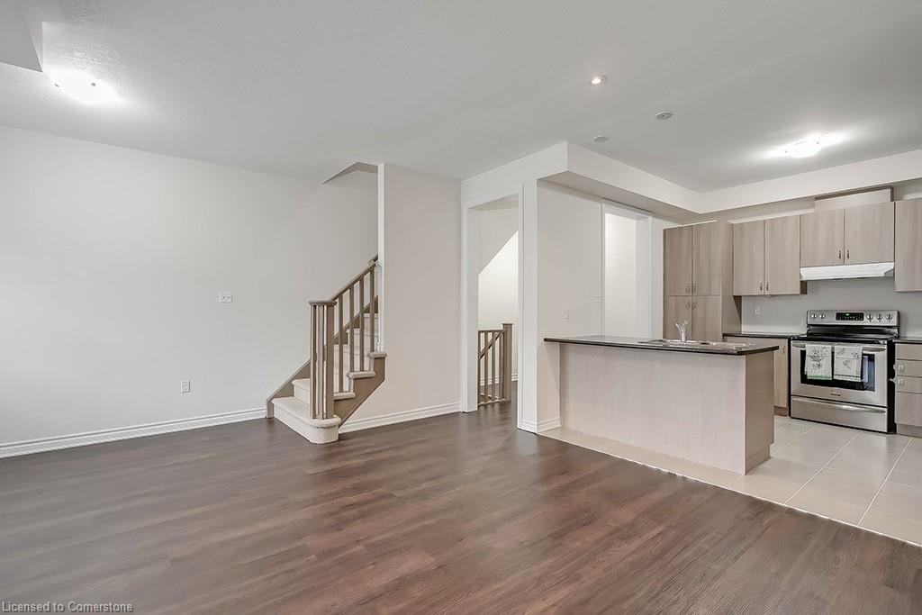 8 Hiscott Drive Property Photo 18