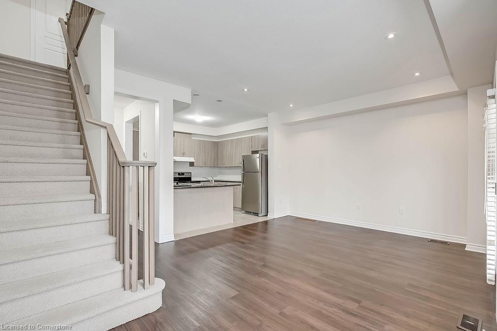 8 Hiscott Drive Property Photo 21