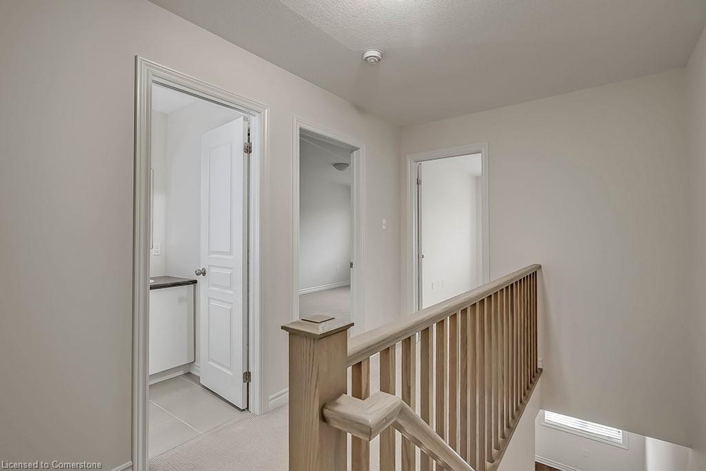 8 Hiscott Drive Property Photo 28