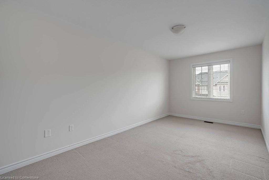 8 Hiscott Drive Property Photo 31