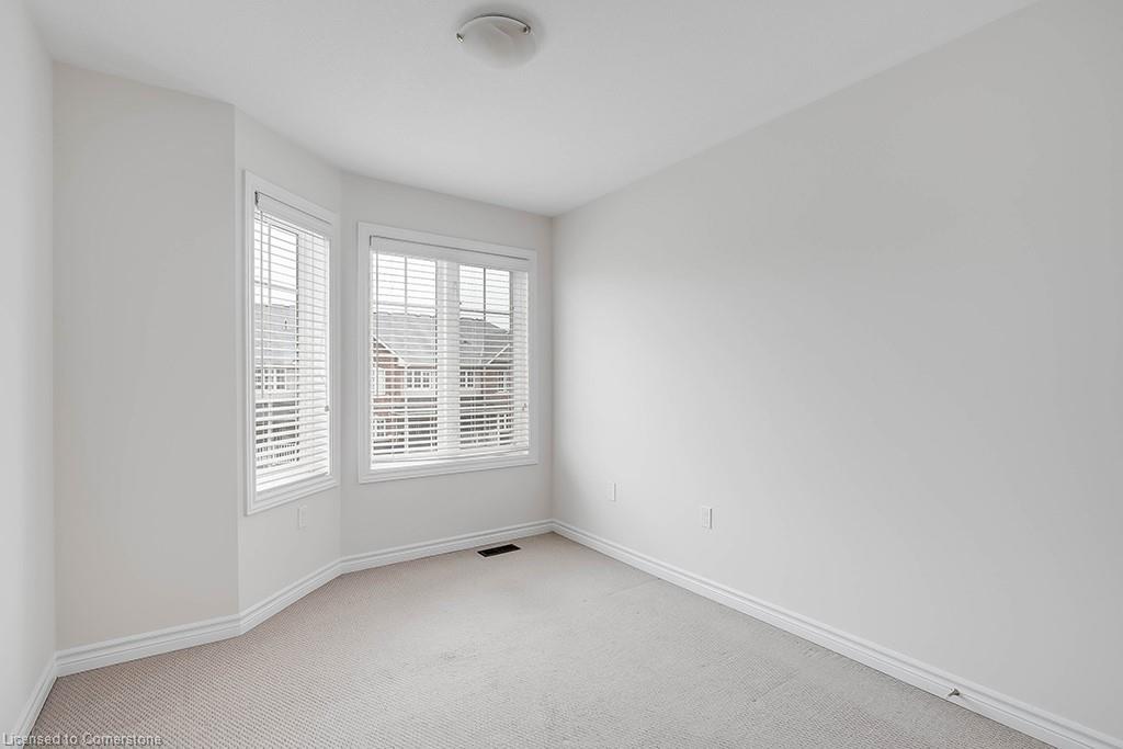 8 Hiscott Drive Property Photo 33