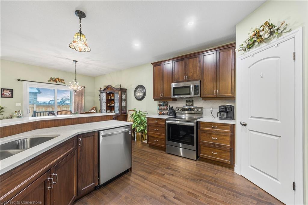 255 Rogers Road Property Photo 7