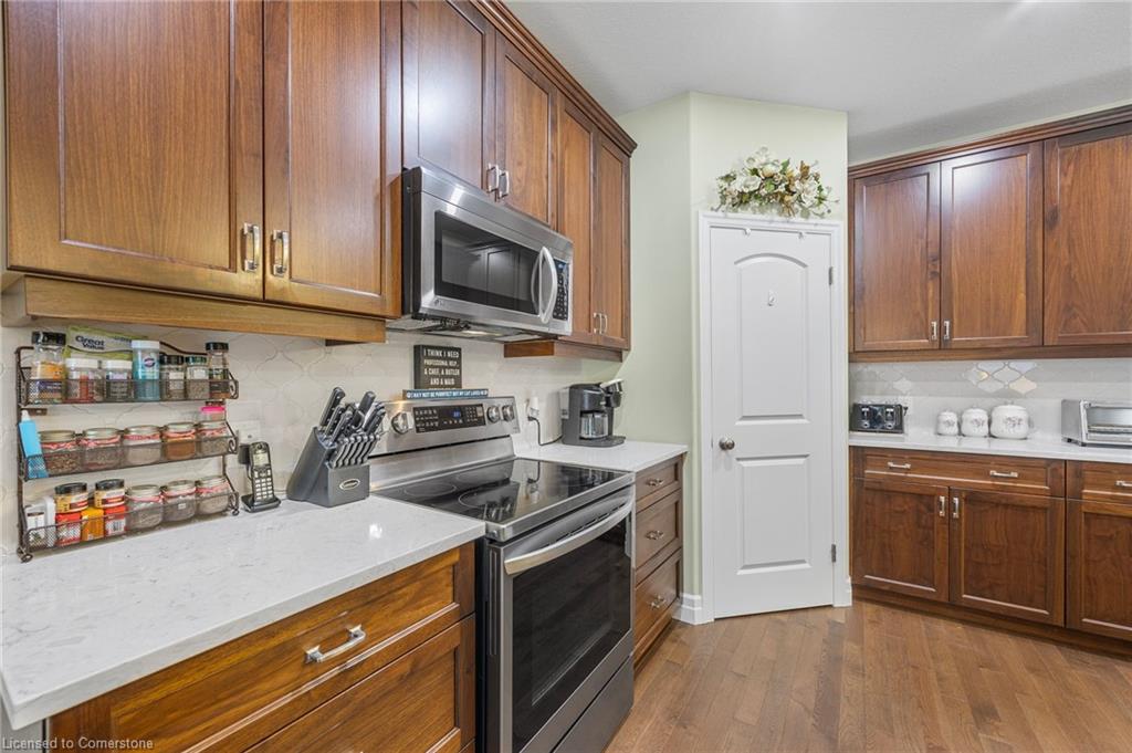 255 Rogers Road Property Photo 10