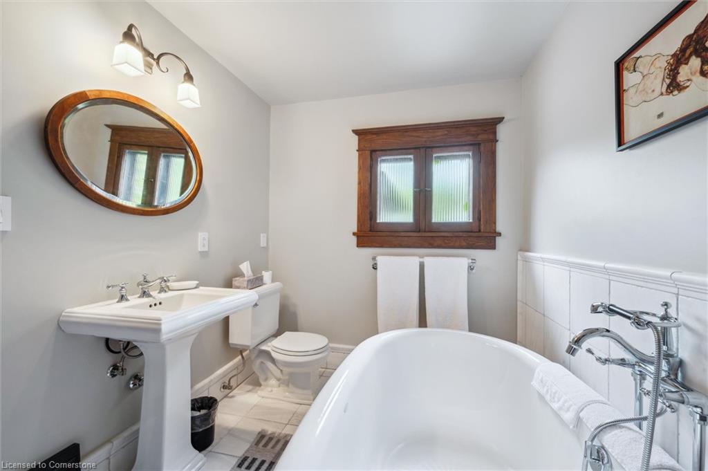54 Clinton Street Property Photo 33