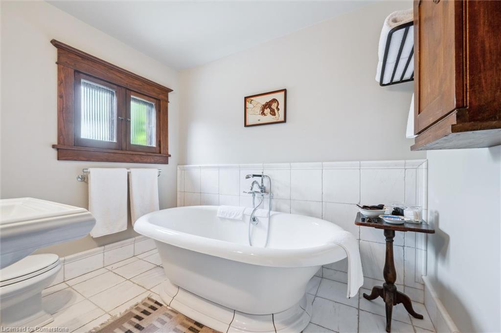 54 Clinton Street Property Photo 34