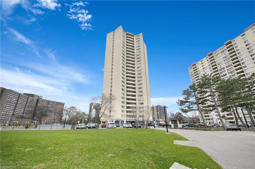 905-330 Dixon Road