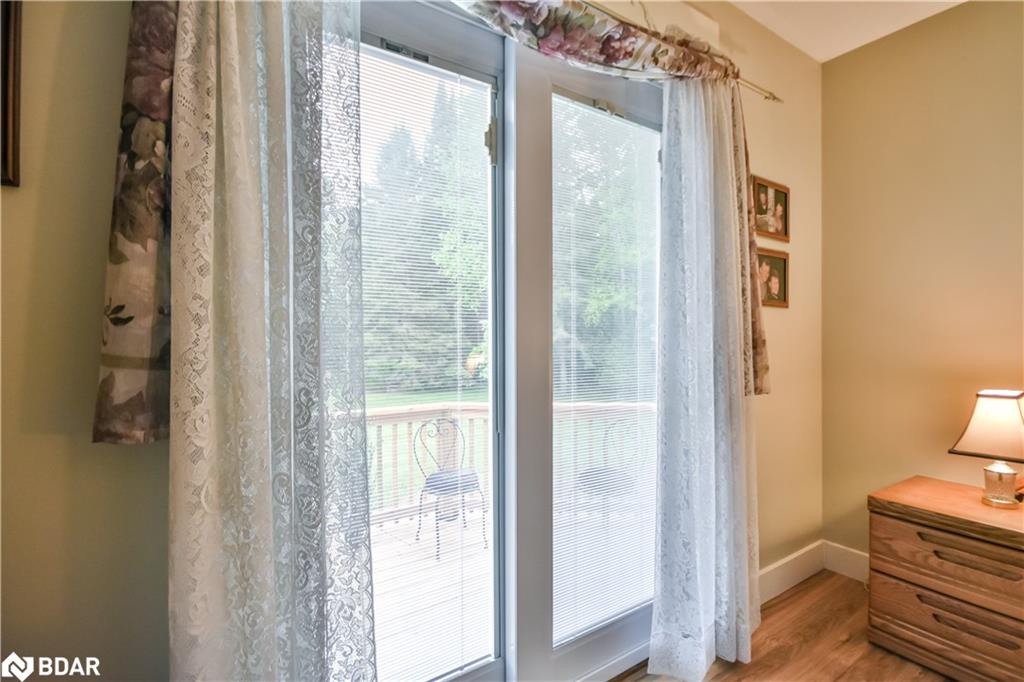 8468 8th Line Property Photo 15