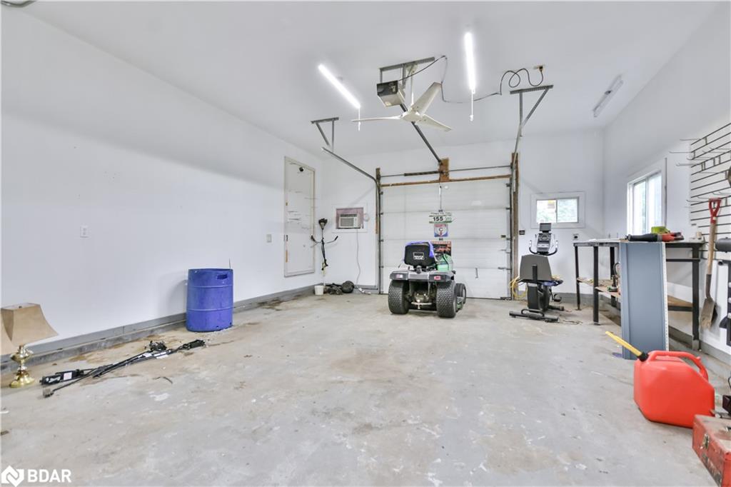 8468 8th Line Property Photo 26
