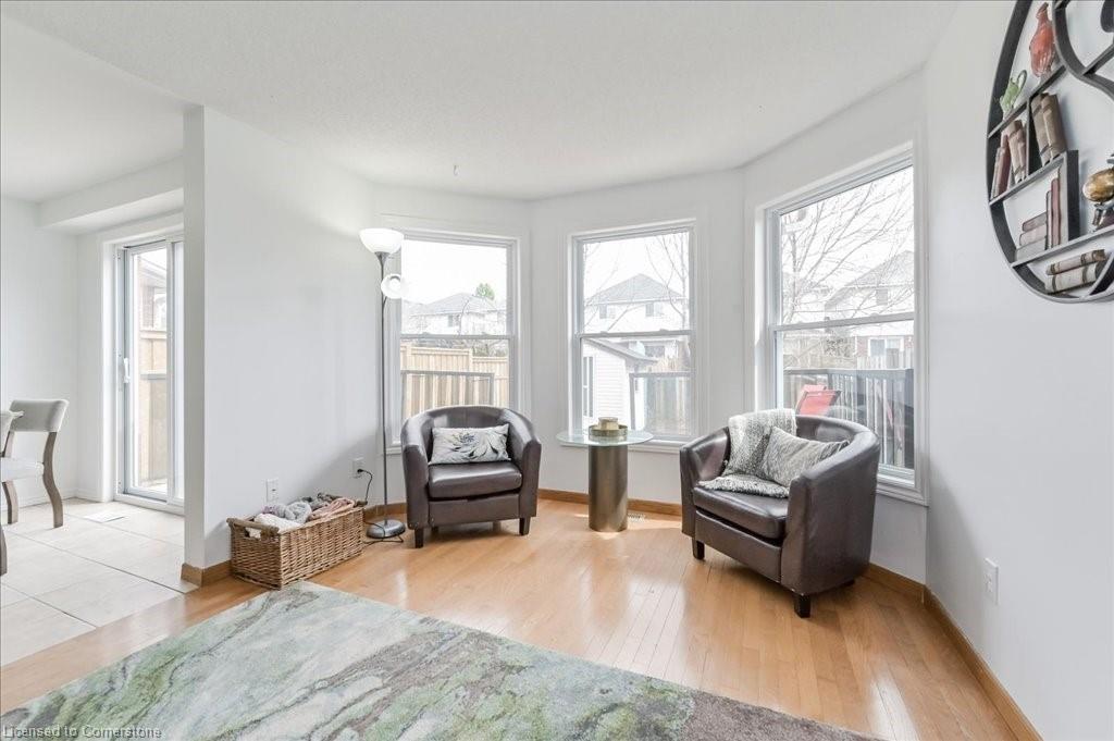 22 Robertson Street Property Photo 9