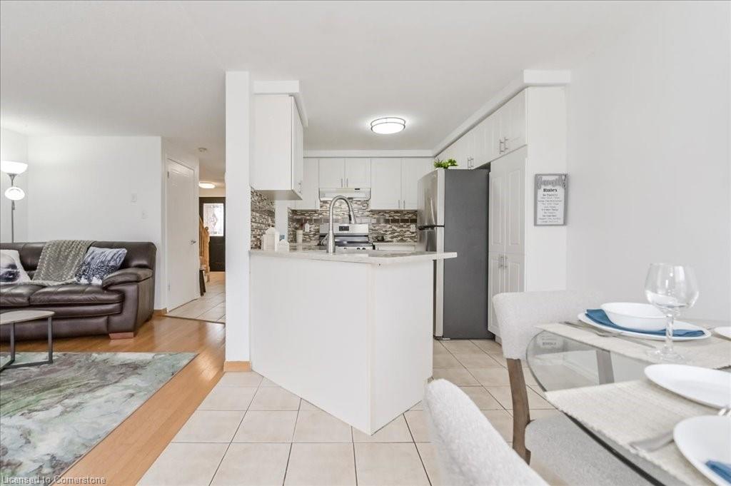 22 Robertson Street Property Photo 14