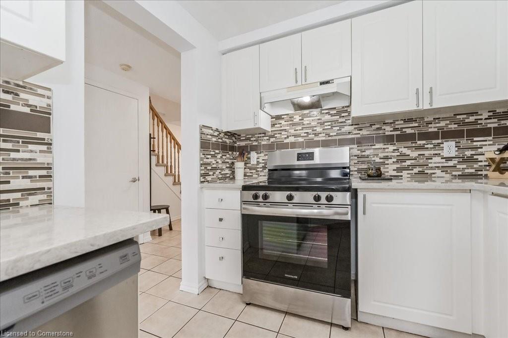 22 Robertson Street Property Photo 16