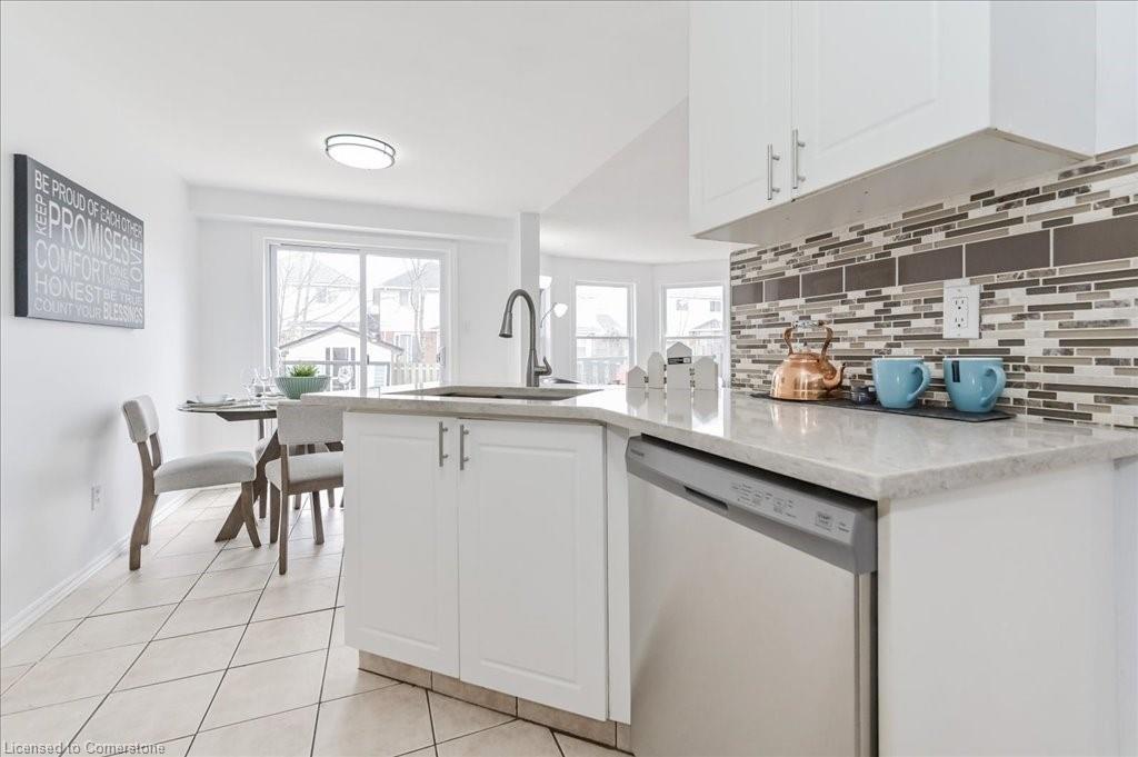 22 Robertson Street Property Photo 18