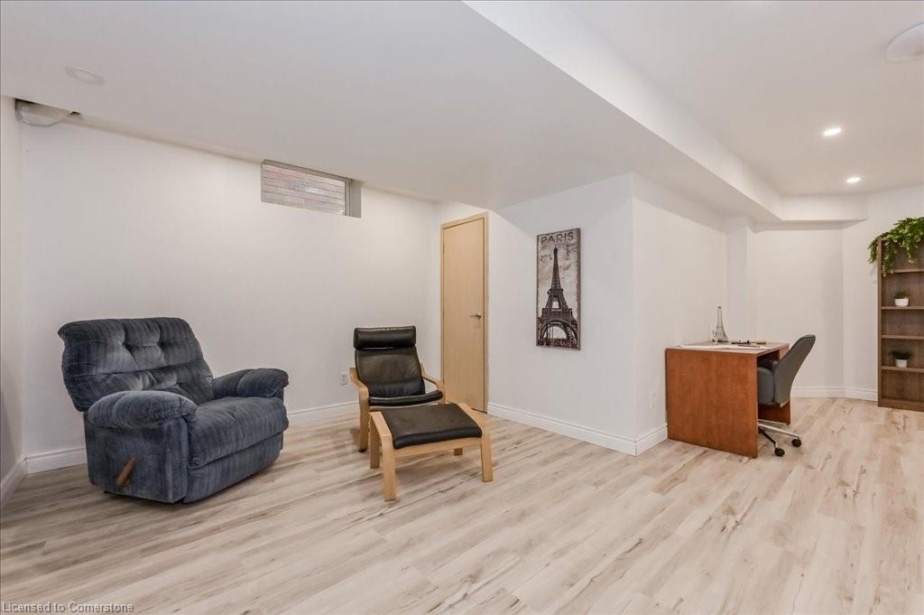 22 Robertson Street Property Photo 31