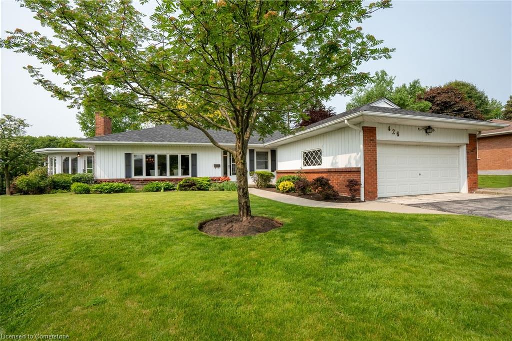 426 North Shore Boulevard W Property Photo 1