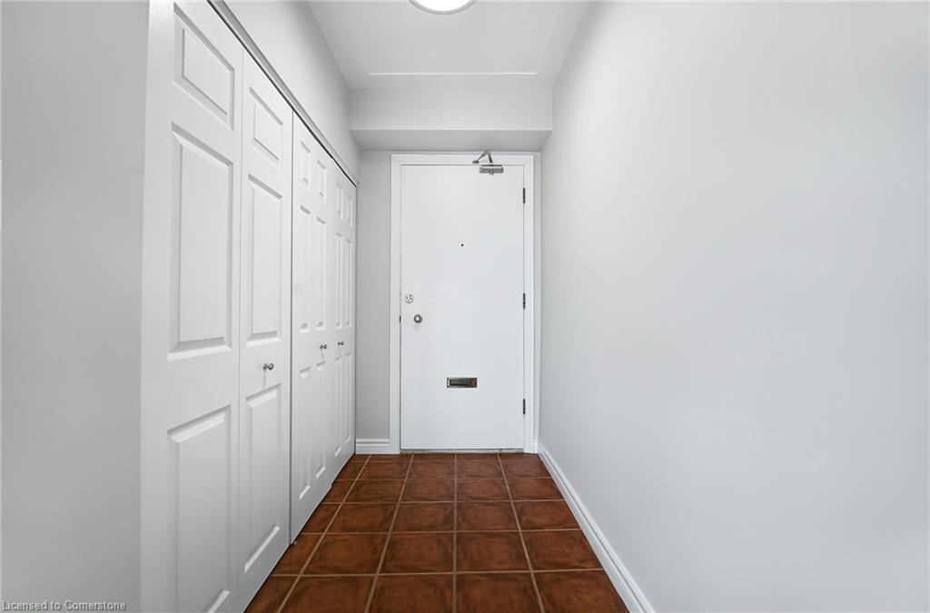 708-8 Woodman Drive S Property Photo 3