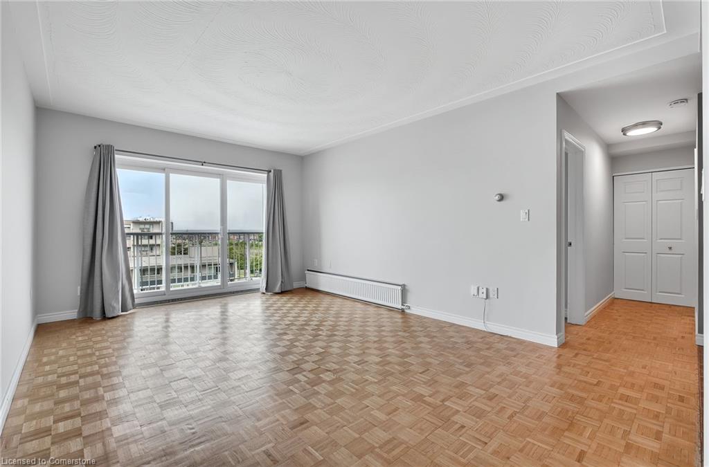 708-8 Woodman Drive S Property Photo 5