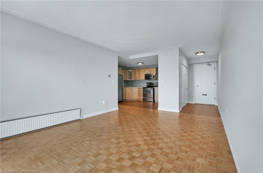 708-8 Woodman Drive S Property Photo 10