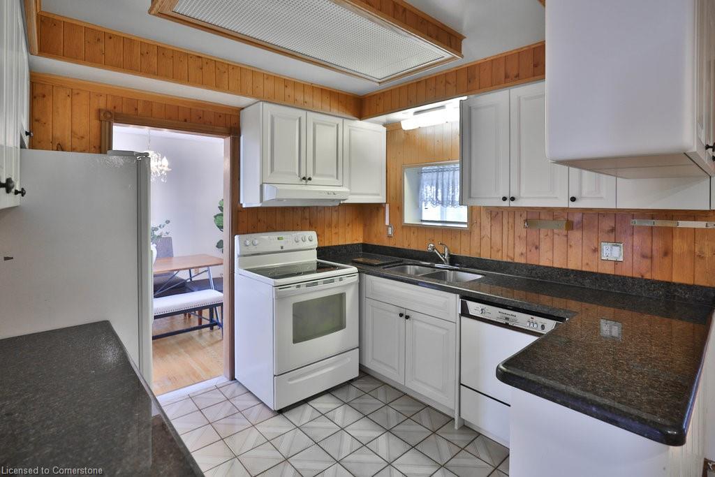 3183 Valmarie Avenue Property Photo 7