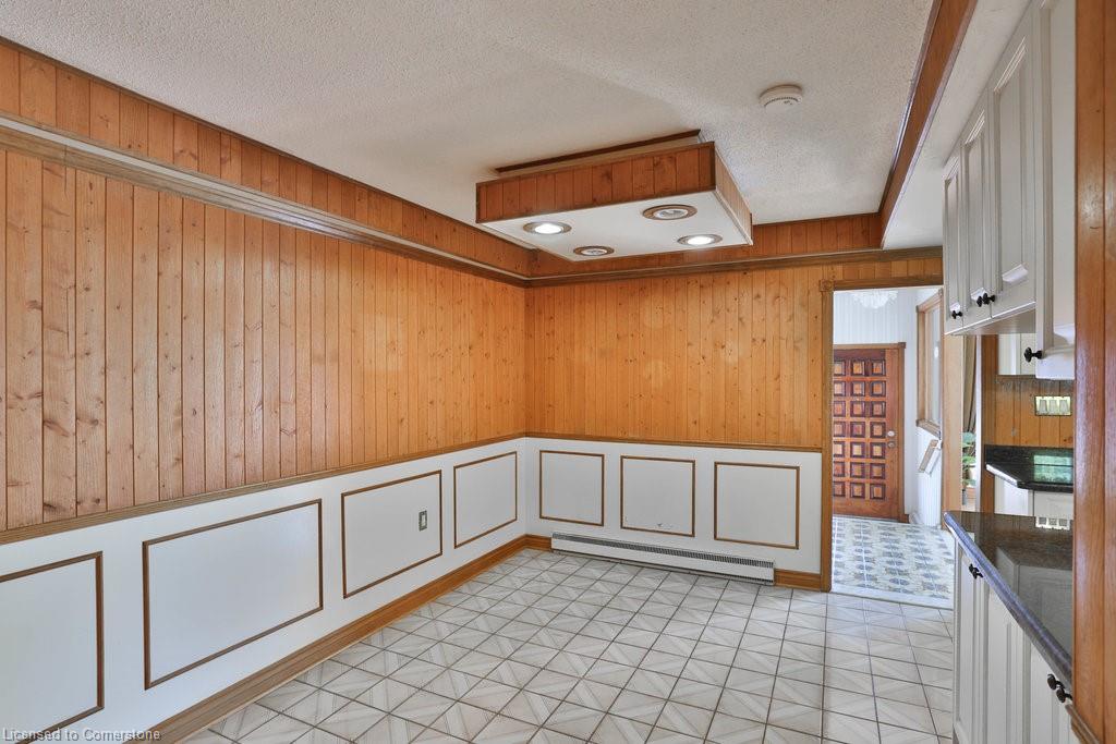 3183 Valmarie Avenue Property Photo 9