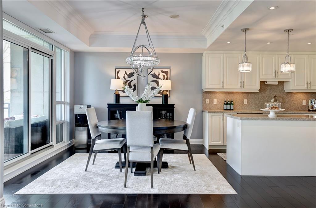 601-3500 Lakeshore Road W Property Photo 8