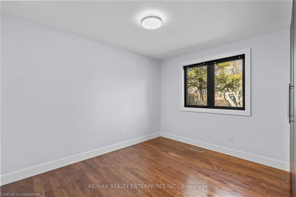 75 Robinhood Drive Property Photo 21
