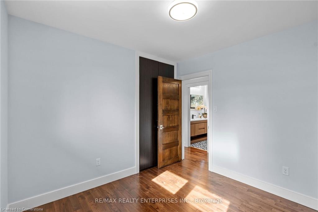 75 Robinhood Drive Property Photo 22