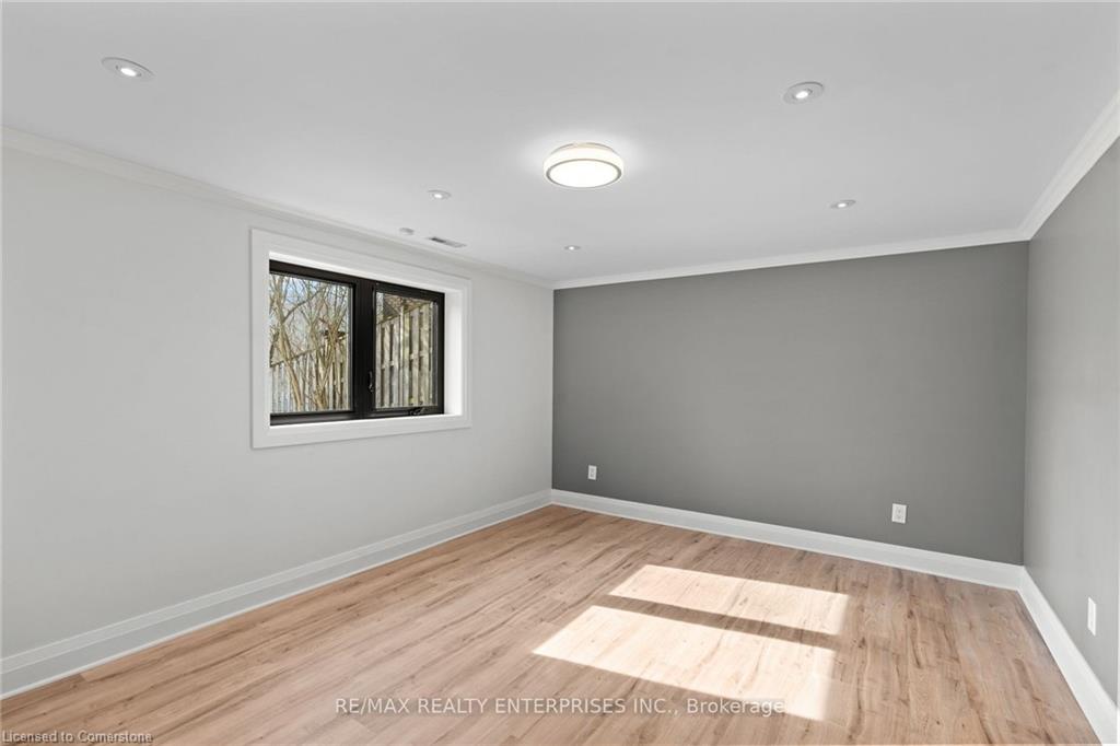 75 Robinhood Drive Property Photo 28