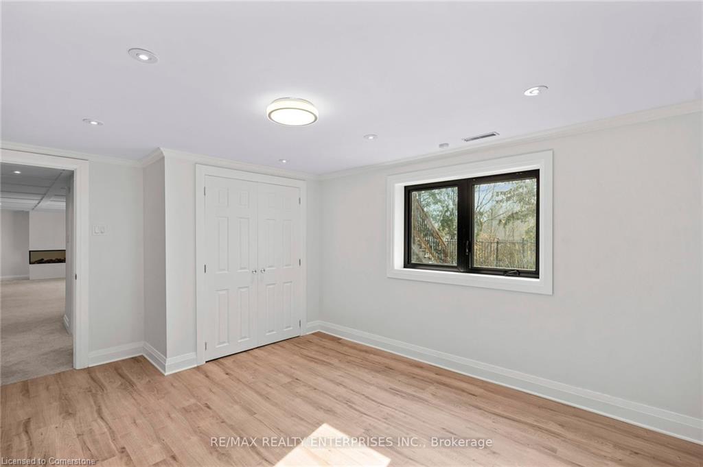 75 Robinhood Drive Property Photo 29