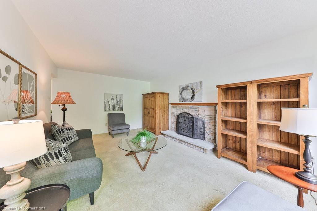 2046 Parklane Crescent Property Photo 17