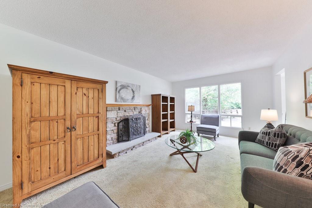 2046 Parklane Crescent Property Photo 18