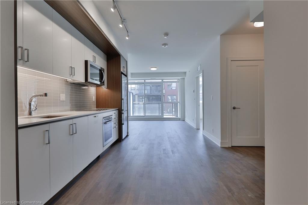 333-1575 Lakeshore Road W Property Photo 1