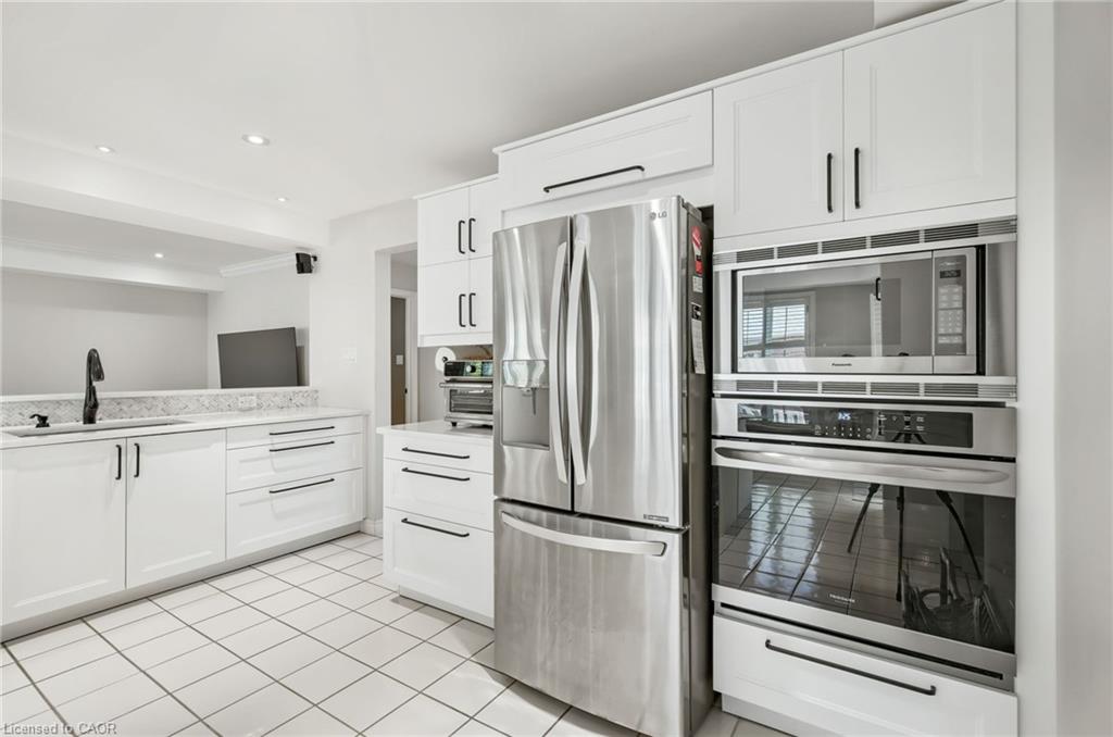 205 Portage Lane Property Photo 12