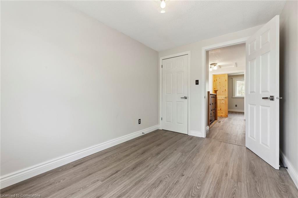 647 Balsam Crescent Property Photo 21