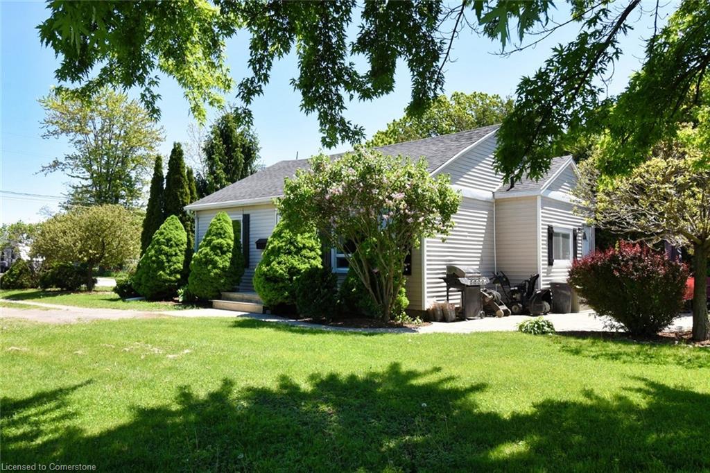 3674 Campden Road Property Photo 1