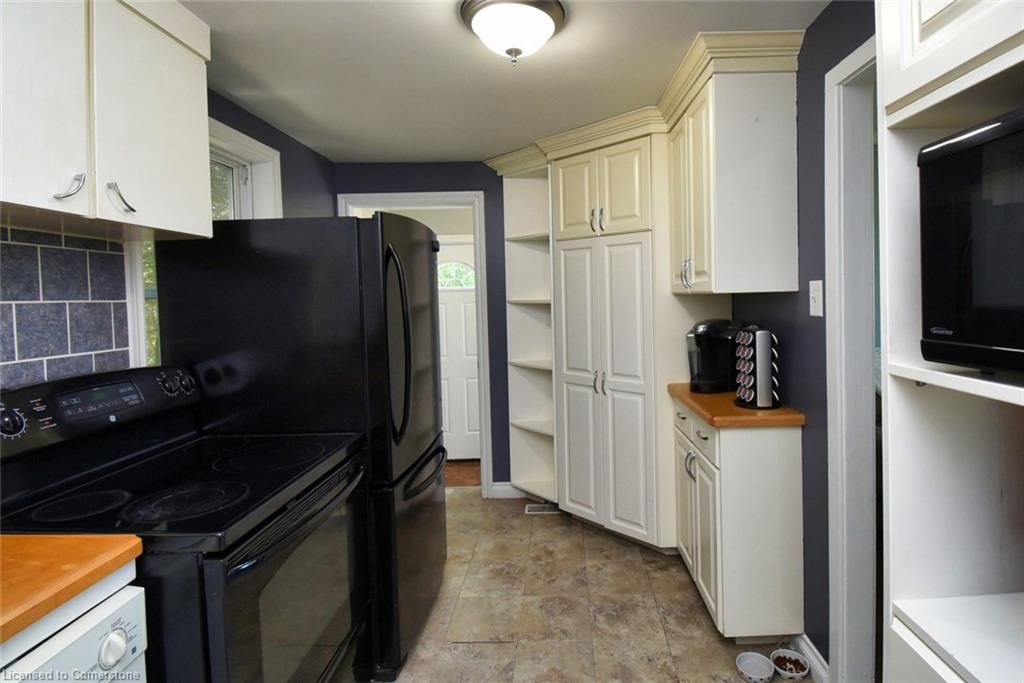 3674 Campden Road Property Photo 15