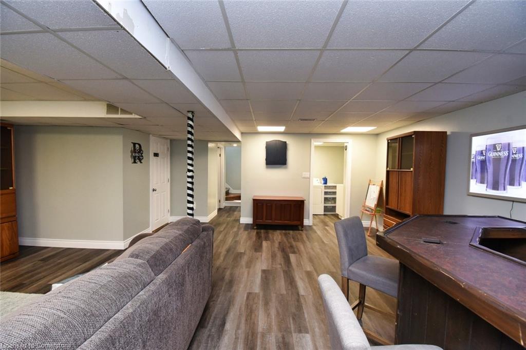 3674 Campden Road Property Photo 27