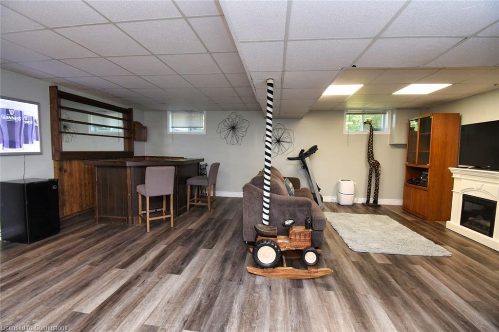 3674 Campden Road Property Photo 28