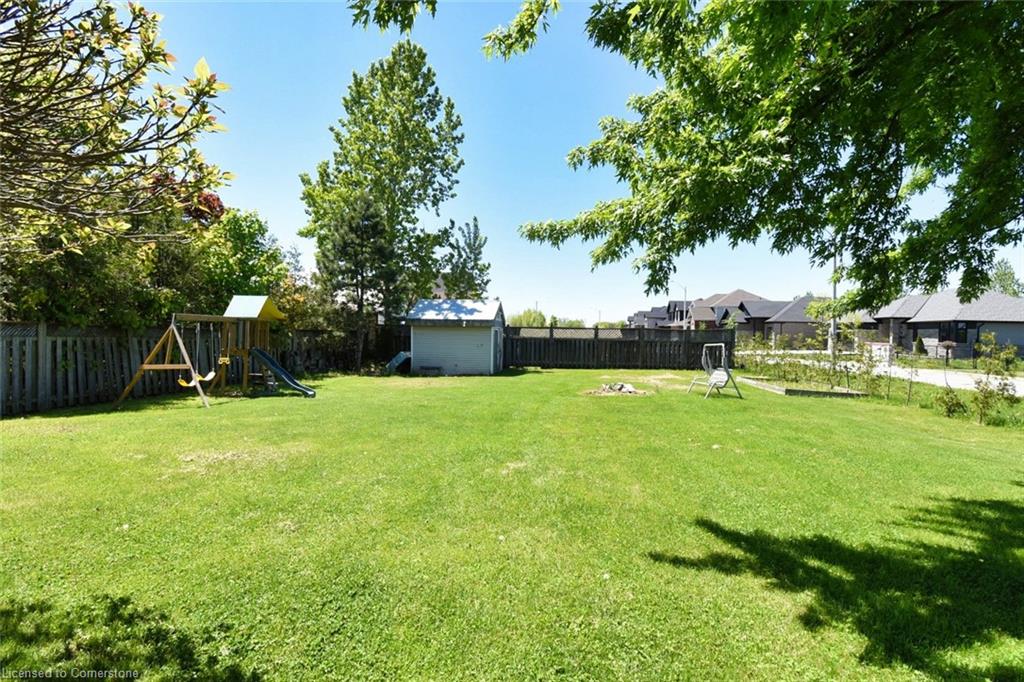 3674 Campden Road Property Photo 36