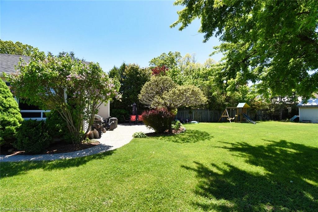 3674 Campden Road Property Photo 39
