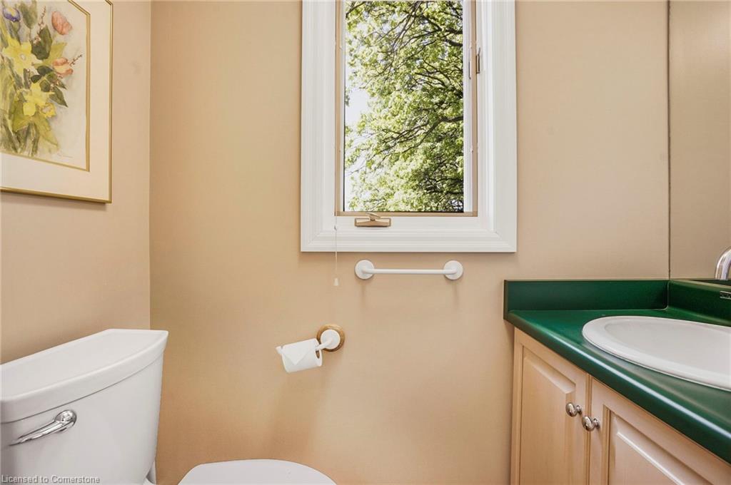 2399 Golf Club Road Property Photo 15