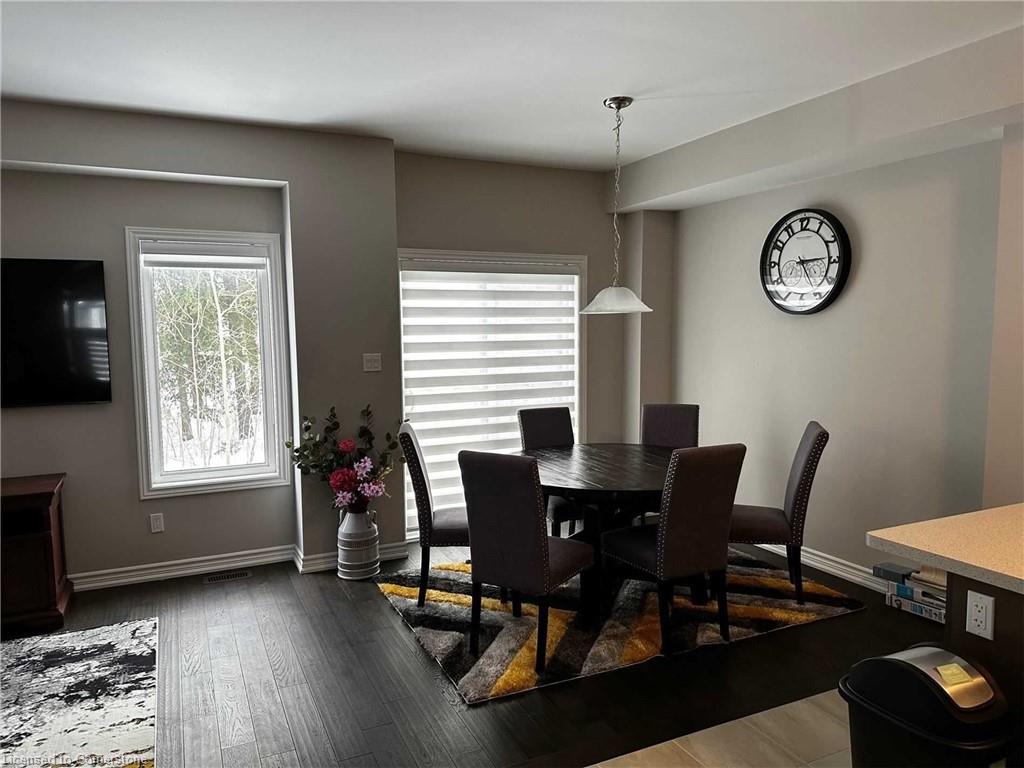 166 Rosie Street Property Photo 4