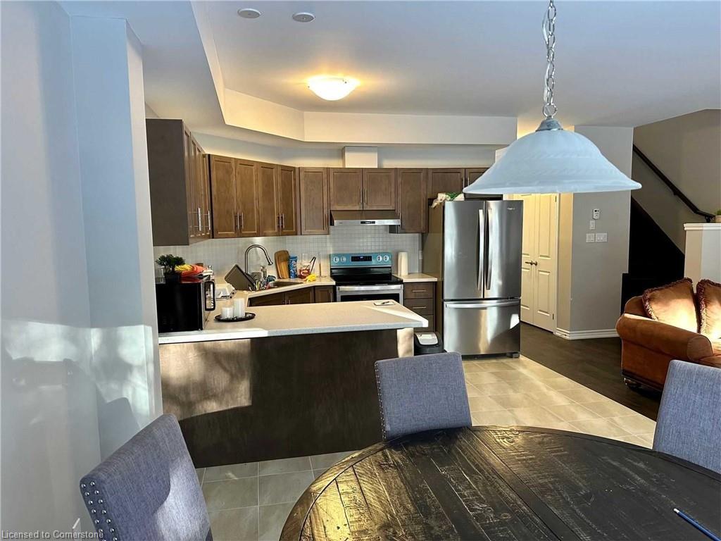 166 Rosie Street Property Photo 8