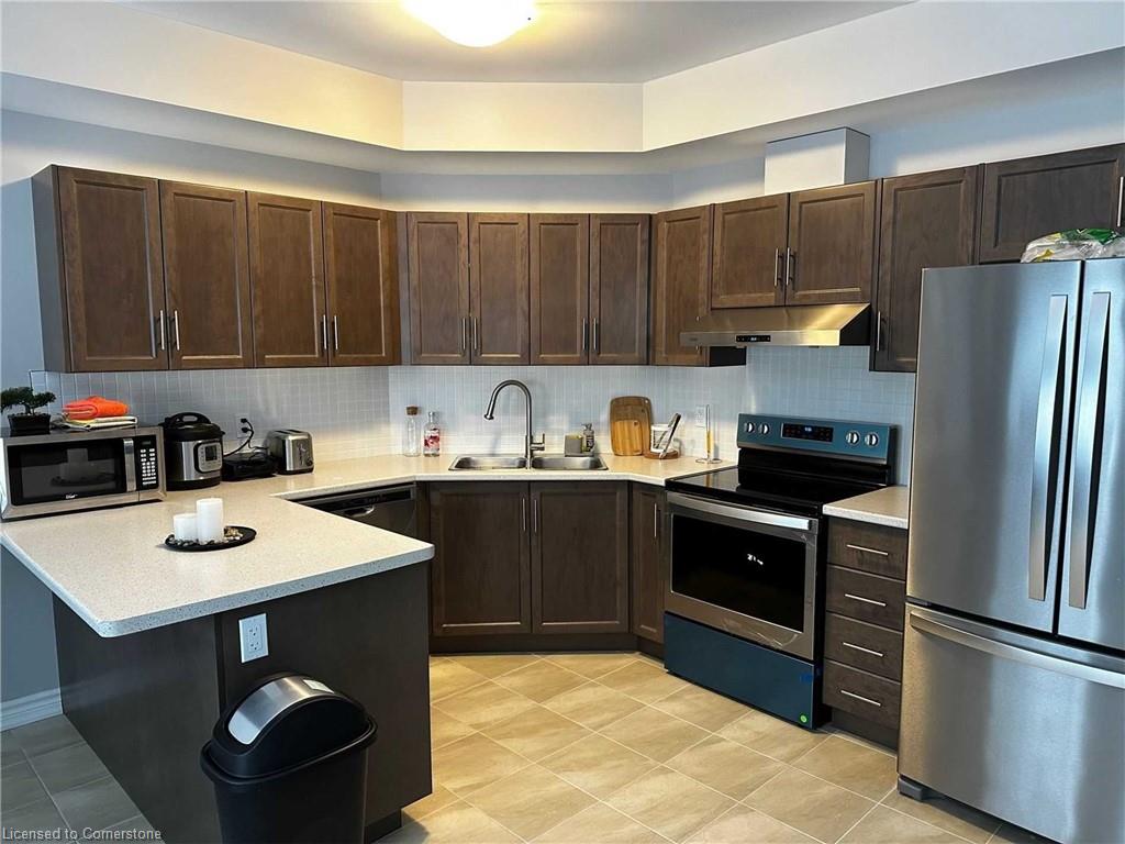 166 Rosie Street Property Photo 9