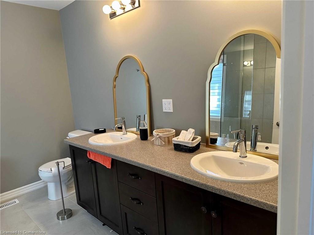 166 Rosie Street Property Photo 16